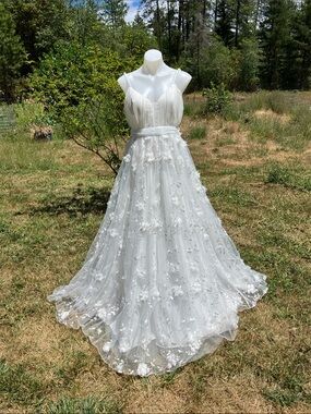 Faeriesty XL floral applique and mesh wedding gown beautiful fairytale wedding